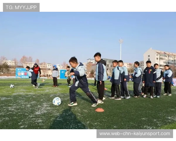 足球公益跑助力青少年，公益与体育完美结合，足球公益活动的感想