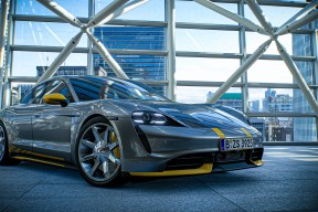 开云体育在线入口-新西兰女子橄榄球队的职业化进程提速，新西兰橄榄球1995年