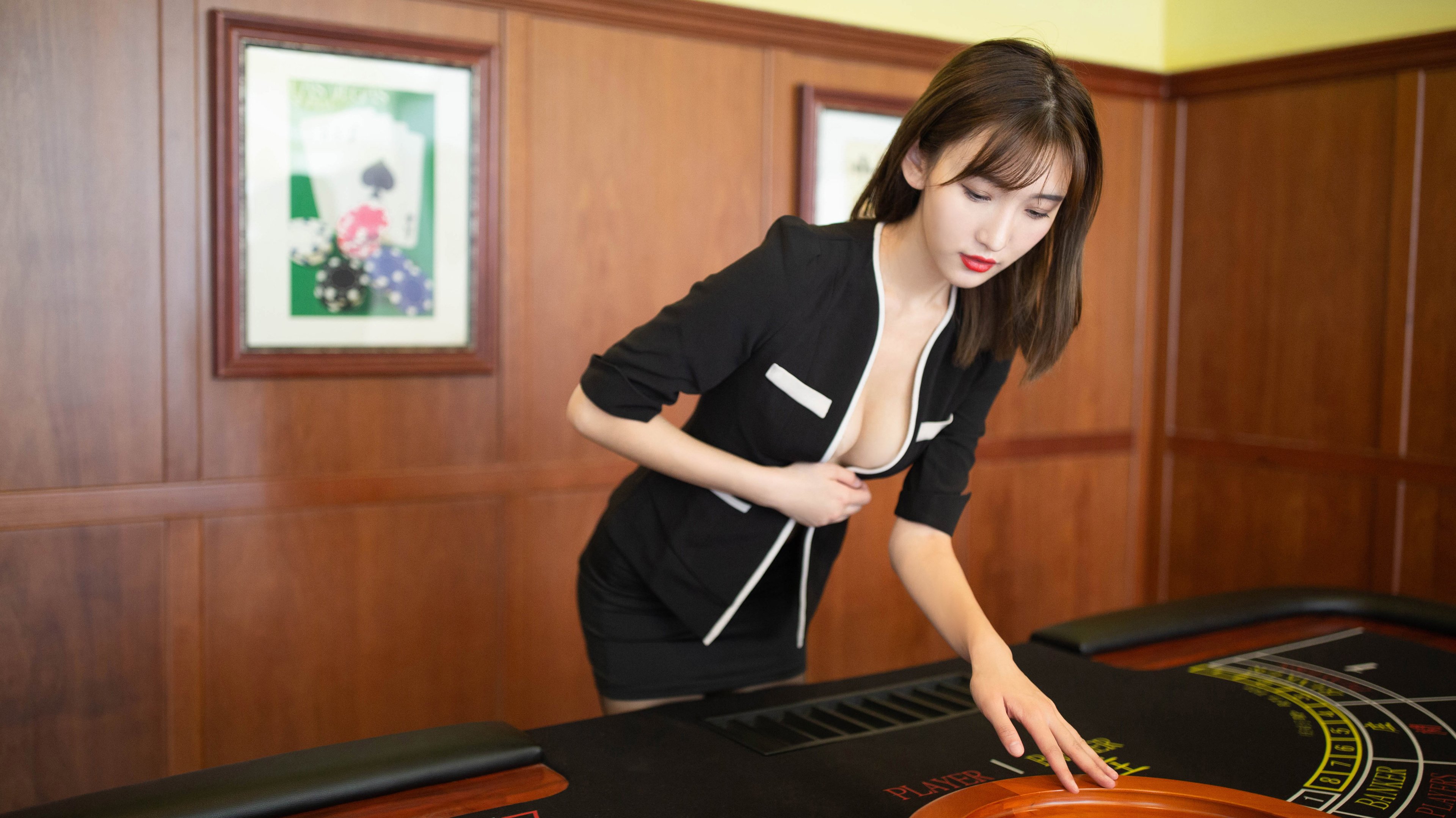 安哥拉男篮在非洲锦标赛中持续前行,体育水平不断提升